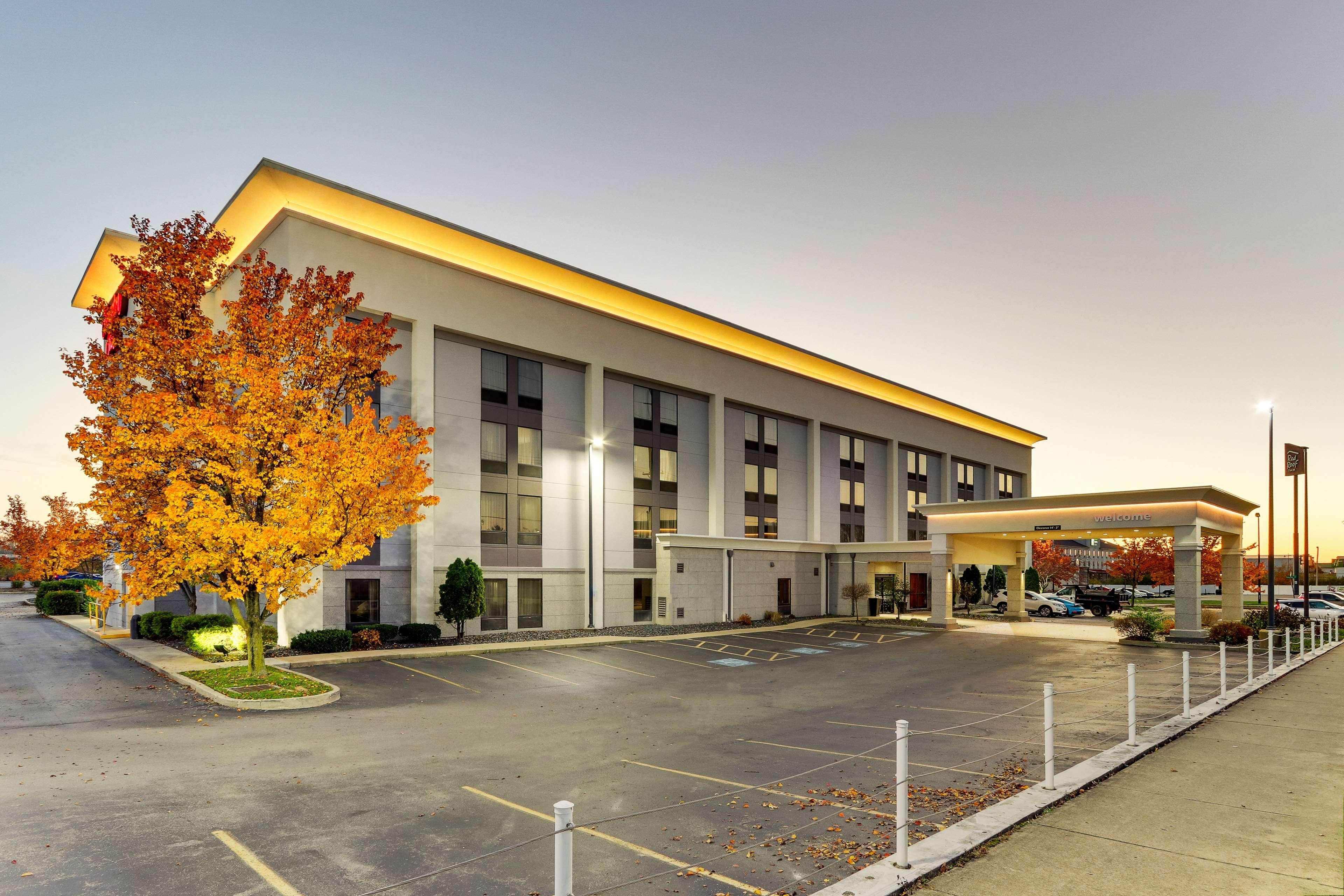 Hampton Inn Springfield Exterior photo