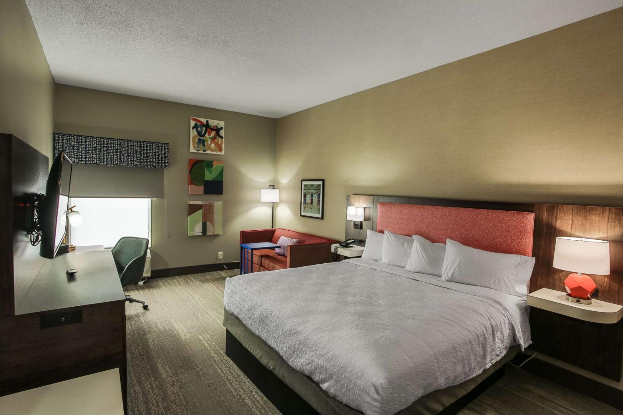 Hampton Inn Springfield Exterior photo
