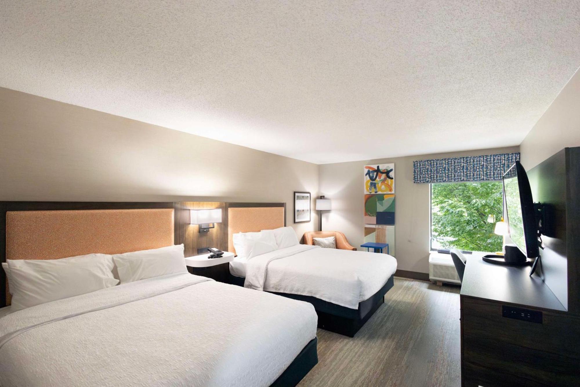 Hampton Inn Springfield Exterior photo